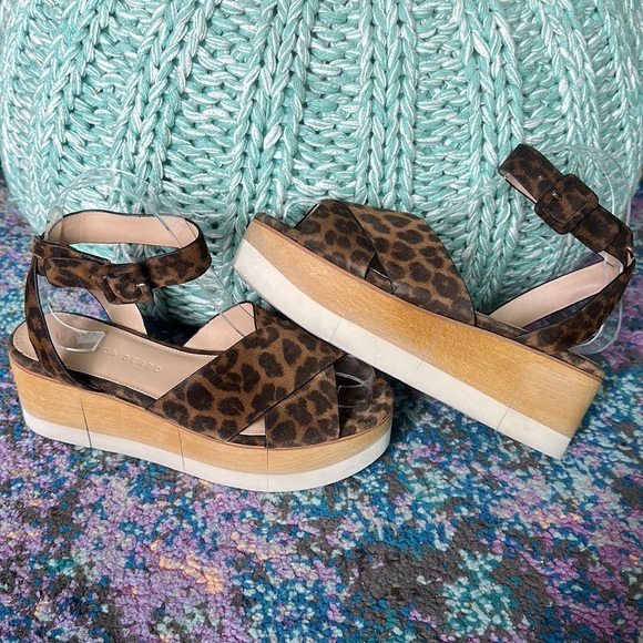 🐆Veronica Beard Wynie Platform Sandals🐆 - Picture 6 of 14